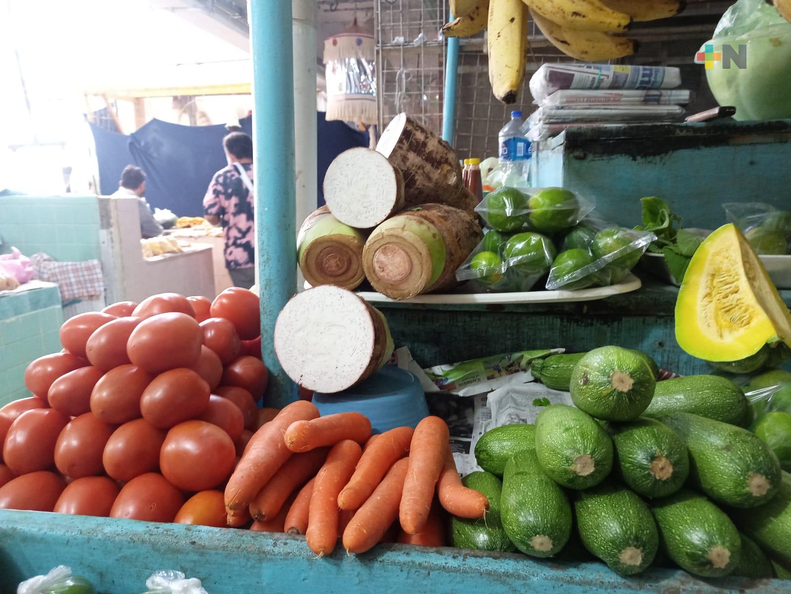 Inflación trajo consigo aumento en precio de carne y verduras