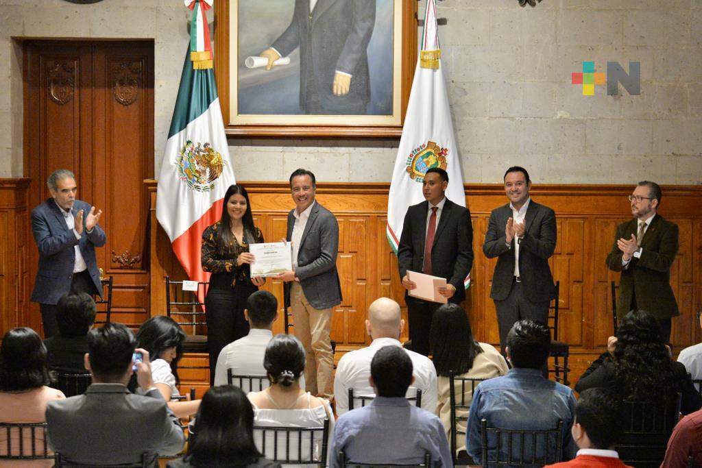 Vinculación Gobierno-UV rinde frutos en la experiencia laboral de estudiantes