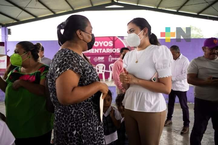 Entregó DIF municipal apoyos alimentarios a personas vulnerables de Tuxpan
