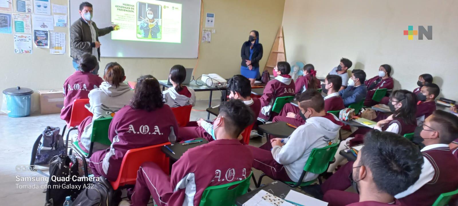 UECS capacita a alumnos y profesores  en prevención de engaño telefónico