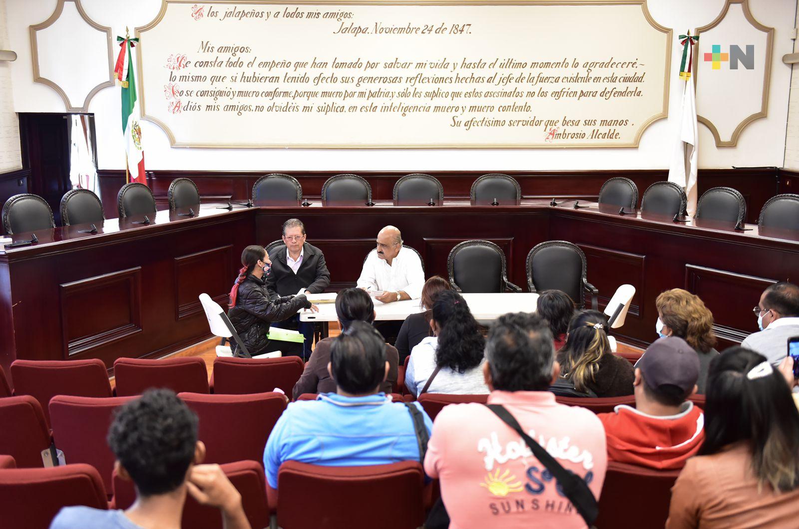 Alcalde de Xalapa encabeza «Lunes de atención ciudadana»