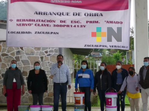 Inicia rehabilitación de escuelas en el municipio de Zacualpan