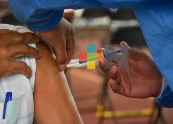 En municipios del sur aplicarán refuerzo antiCovid para jóvenes mayores de 18 años