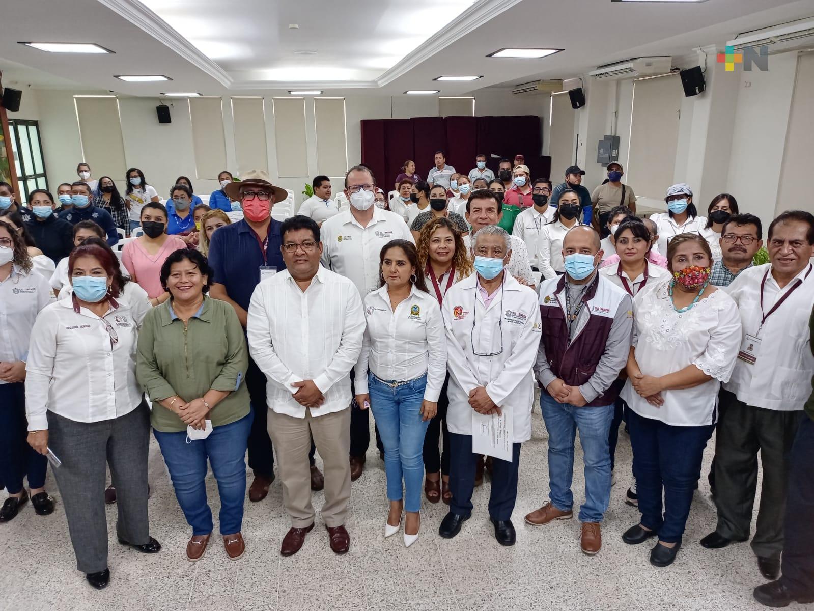 Apoyo en salud mental ante emergencias naturales, brindarán empleados municipales de Coatza