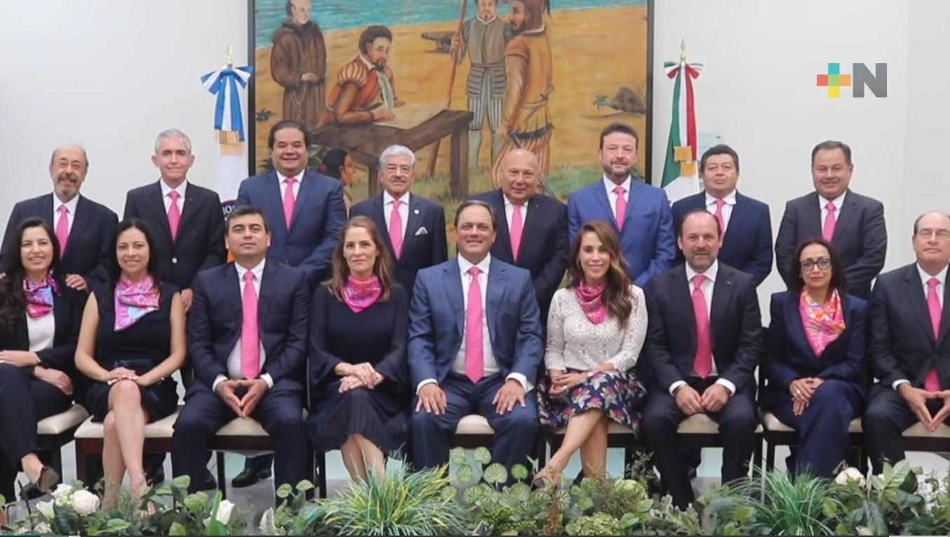 Notario veracruzano en planilla para renovar Colegio Nacional del Notariado