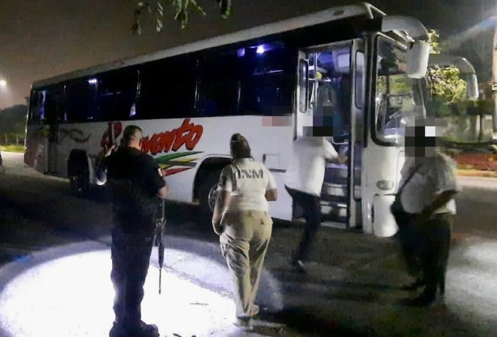 Resguarda SSP a 32 migrantes en Cosoleacaque y Orizaba
