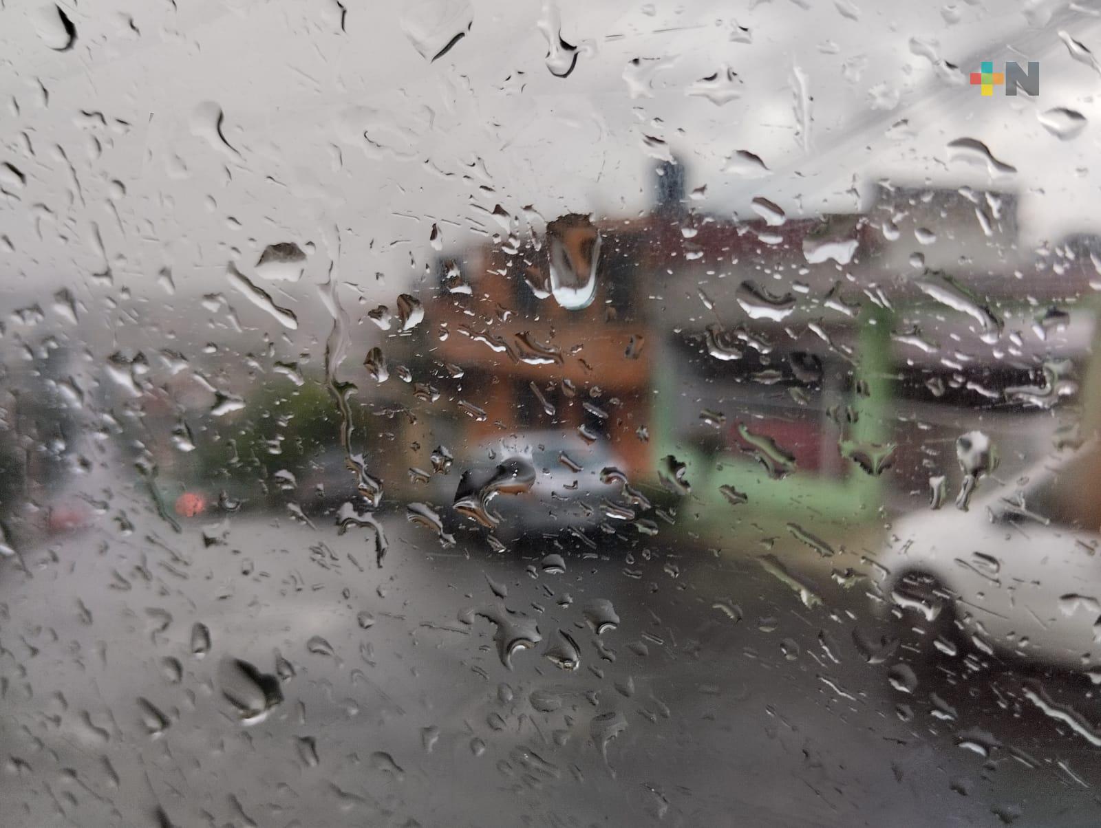 Aumenta probabilidad de lluvias fuertes e intensas con tormentas en la entidad veracruzana