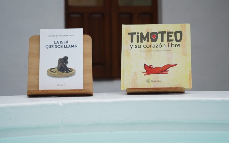 Presenta IVEC sus novedades editoriales en la FILU 2022