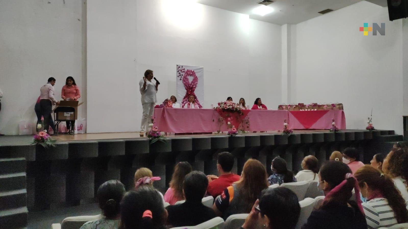 En municipio de Cuitláhuac concluyó semana de concientización sobre el cáncer de mama