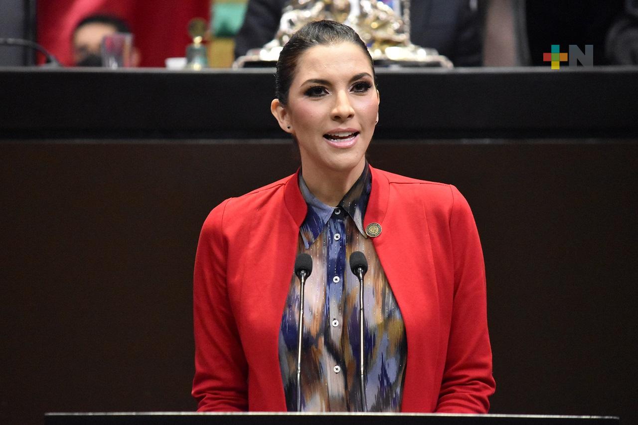 Plantea diputada reducir horarios laborales e incrementar los días vacacionales