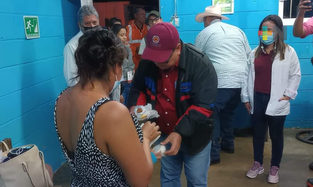 Por lluvias constantes activan albergues temporales en Agua Dulce