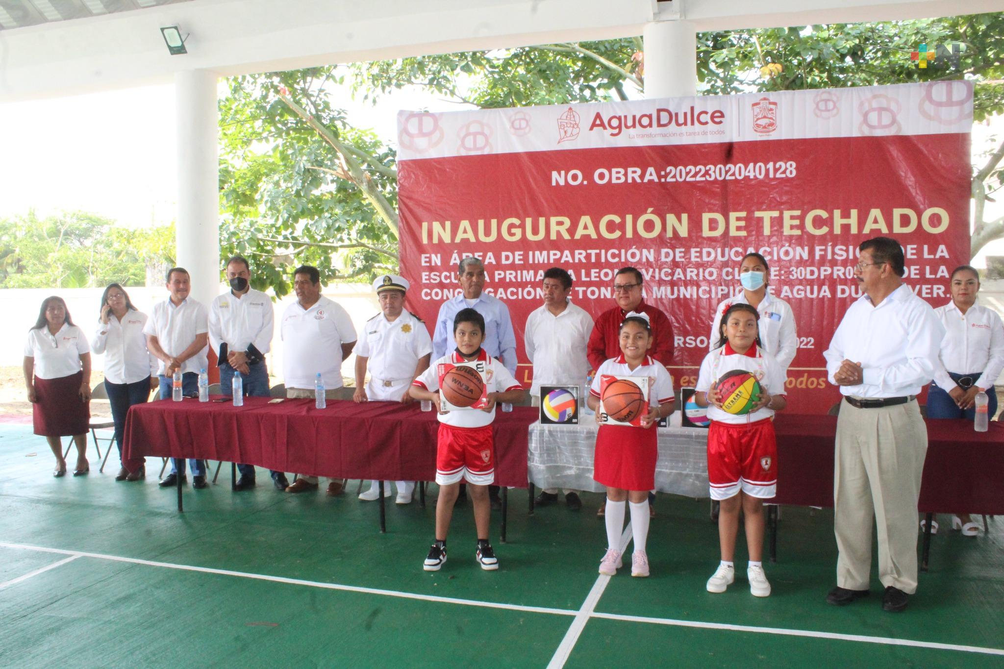 Inauguran domo y cancha de usos múltiples en primaria Leona Vicario de la congregación de Tonalá