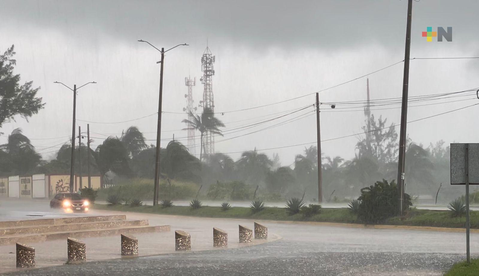 Municipios veracruzanos deben emprender acciones preventivas ante lluvias: SPC
