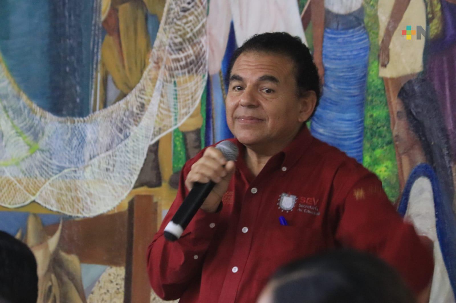 En Veracruz han cesado a 19 maestros de primaria en 2022