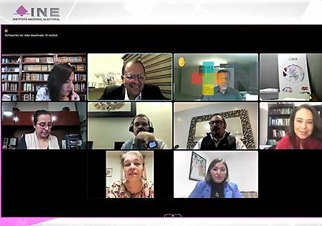 Realiza INE Taller de registro para votar desde el extranjero