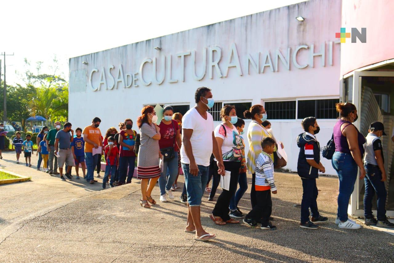 Aplican segunda dosis antiCovid a niños de cinco a 11 años en Nanchital