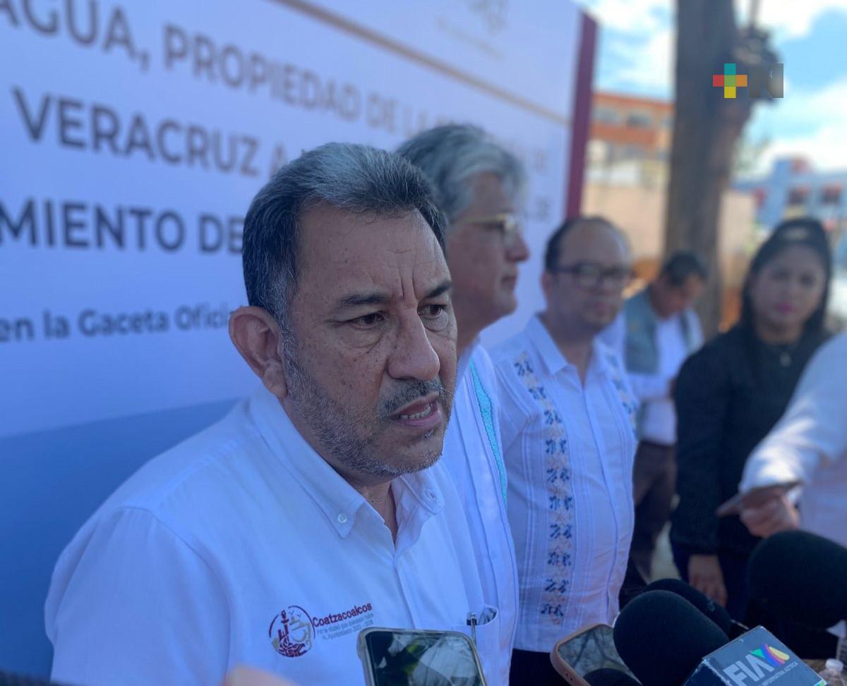 Rentan 15 camiones de volteo para normalizar recolección de basura en Coatza: alcalde