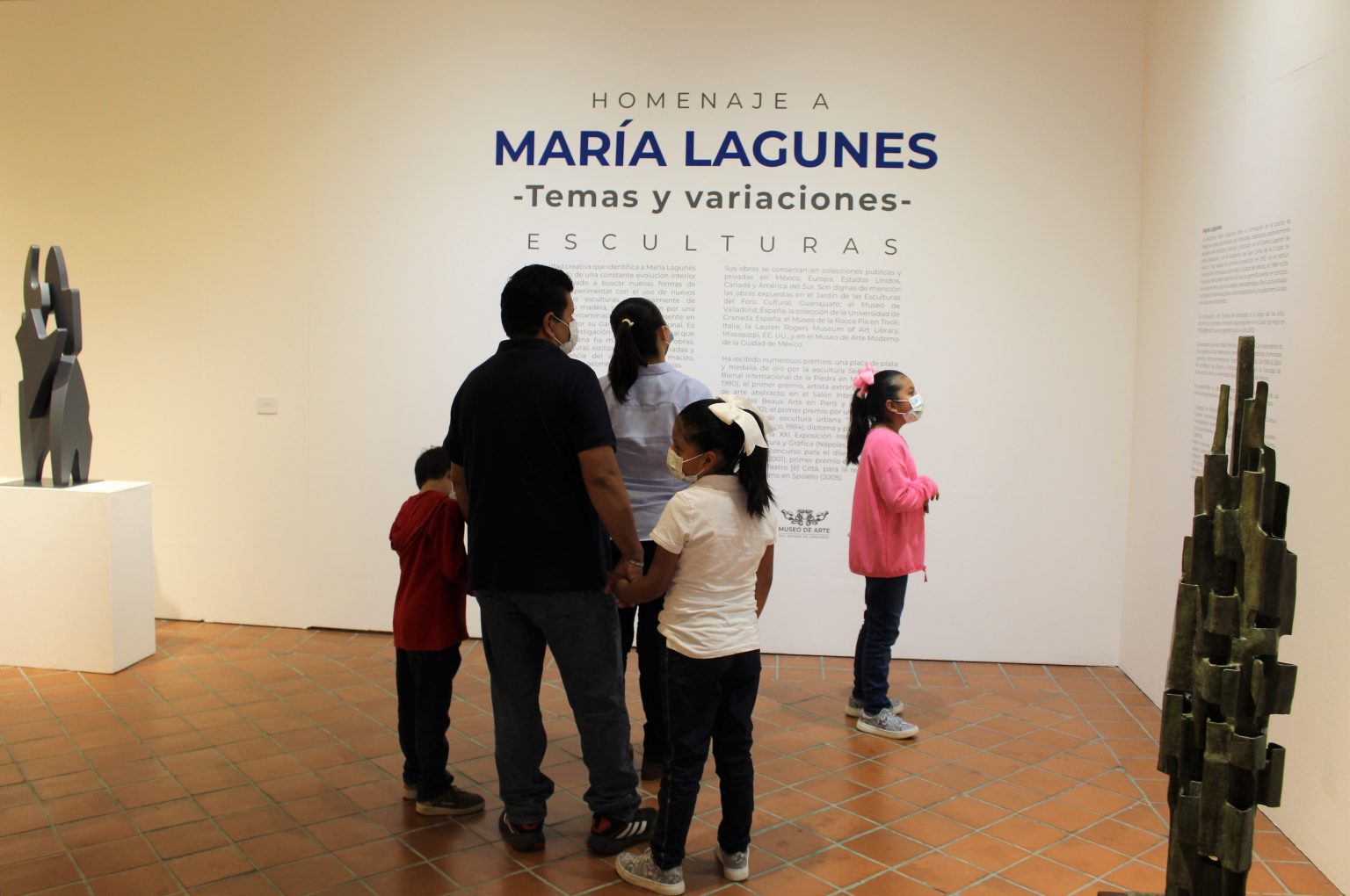 Invita IVEC a visitar la exposición Homenaje a María Lagunes