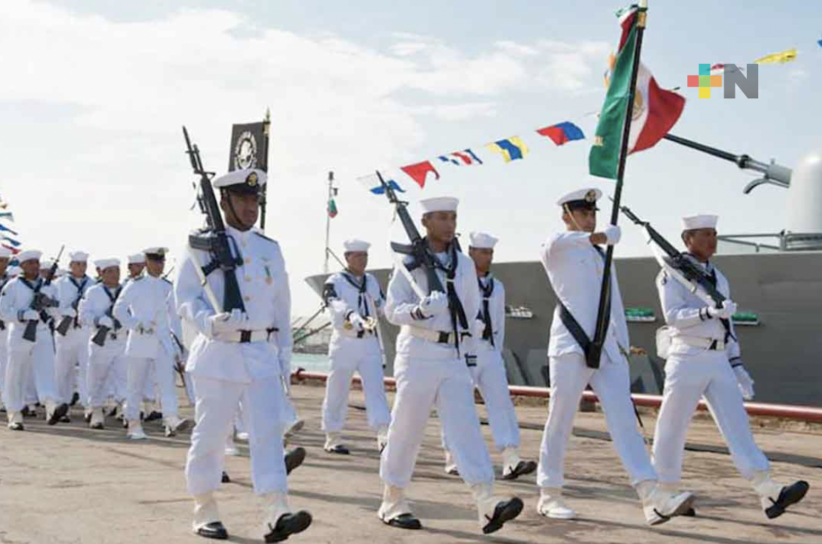 Alistan desfile militar en conmemoración de la creación de la Armada de México