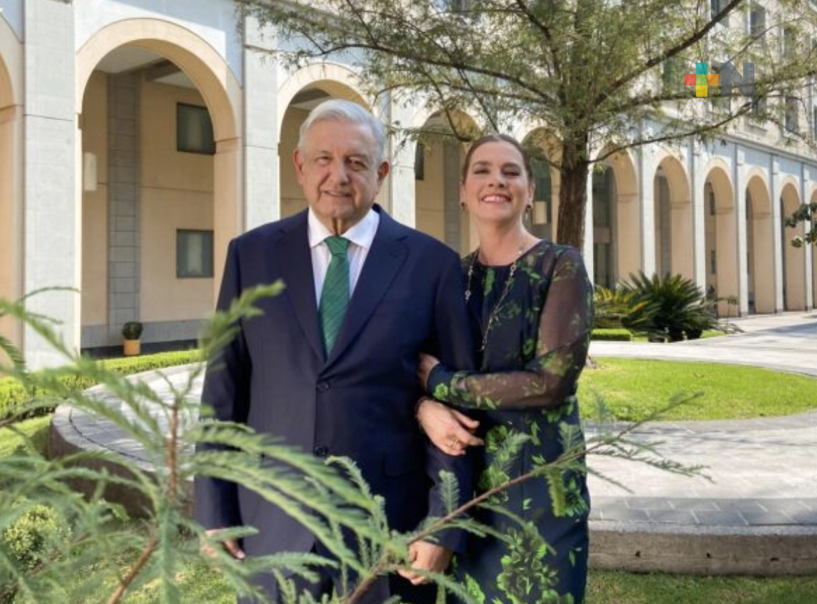 «Beatriz no aspira a ningún cargo», advierte López Obrador