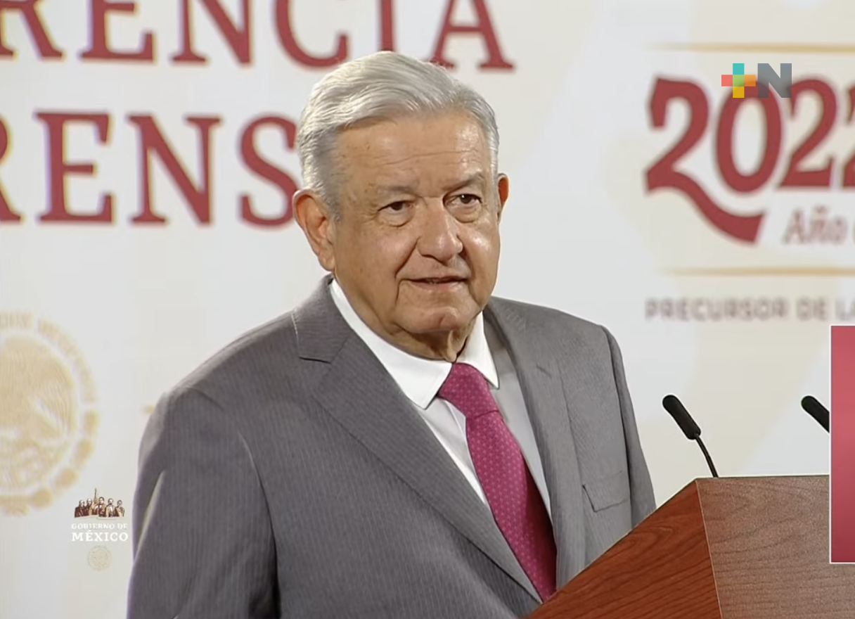 Amparos de la oposición suspendieron aplicación del programa piloto en educación: López Obrador