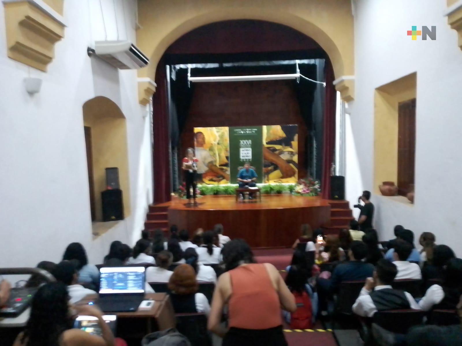 Imparten conferencia «Cultura Alimentaria Afrodescendiente en Veracruz»