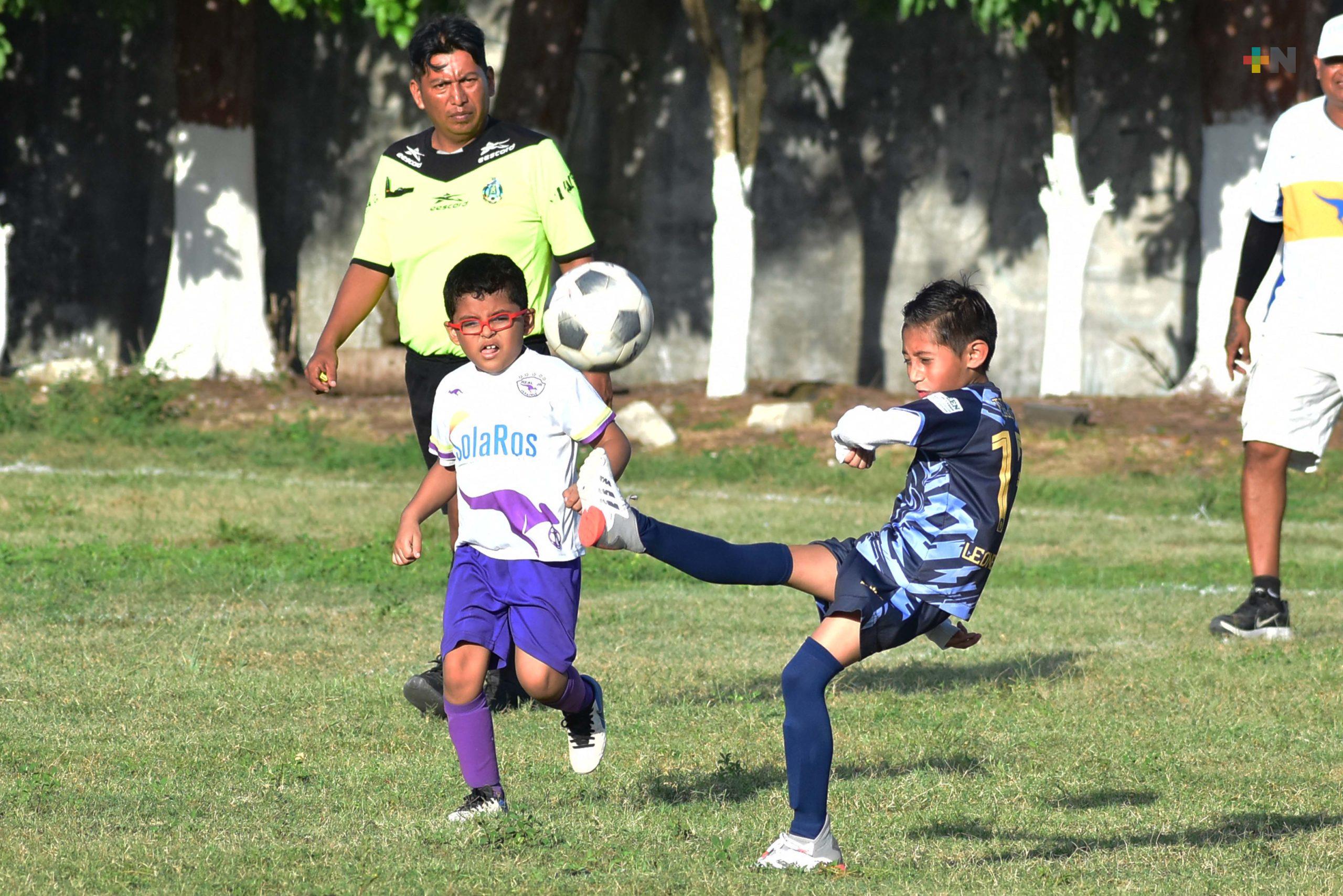 Espectacular inicio tuvo la Liga «Pirata» Fuente