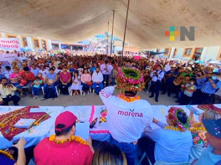 En Chicontepec más de 2,500 personas recibieron al Comité Estatal de Morena