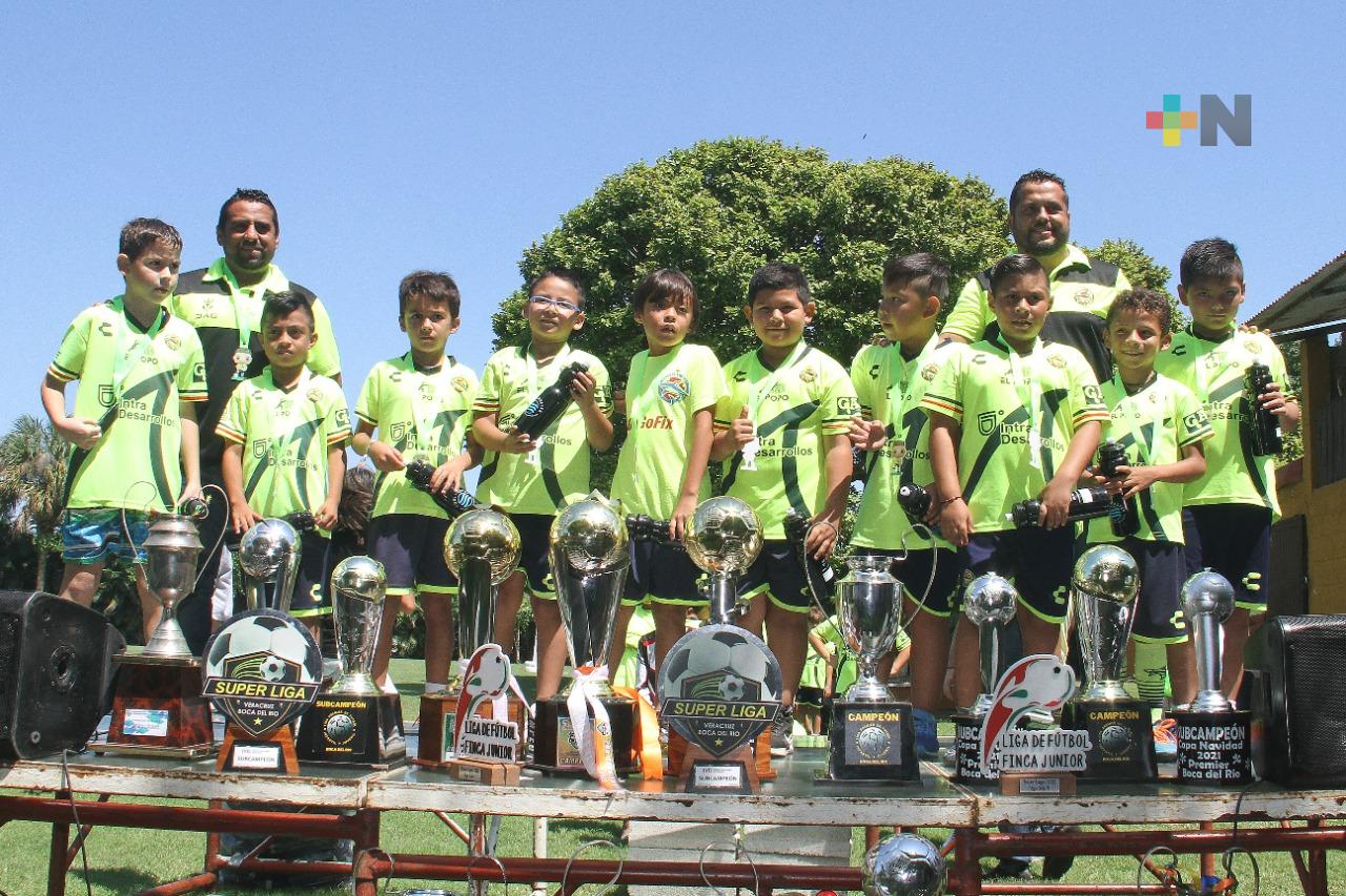 Escualos Kids presentó su piel para la campaña 2022-2023