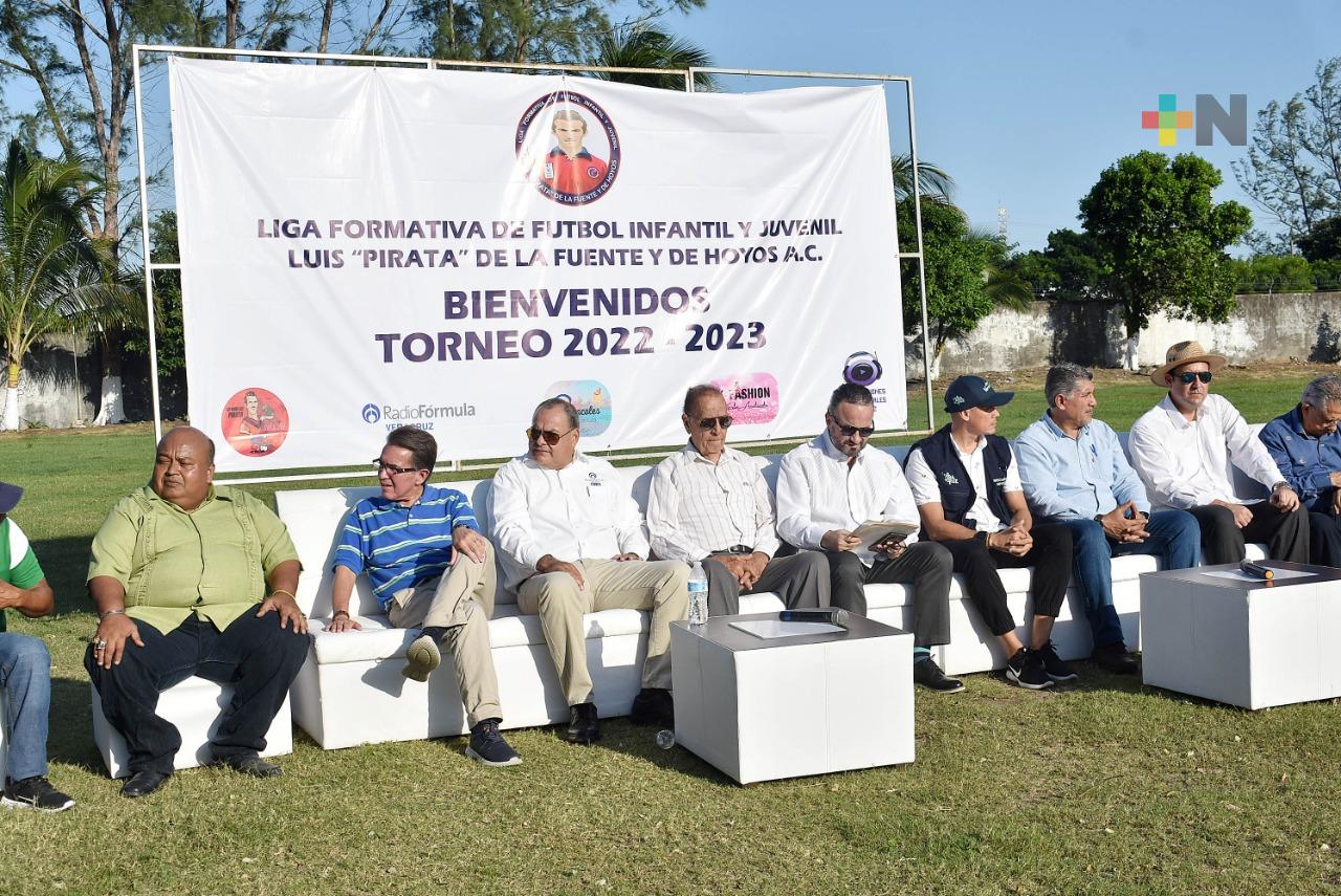 Inauguran la Liga Formativa Luis «Pirata» Fuente