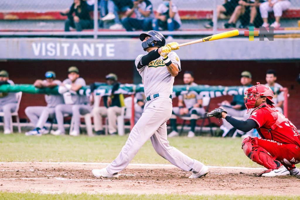 Pericos ataca y vence por pizarra de 13-5 a El Águila-Bravos