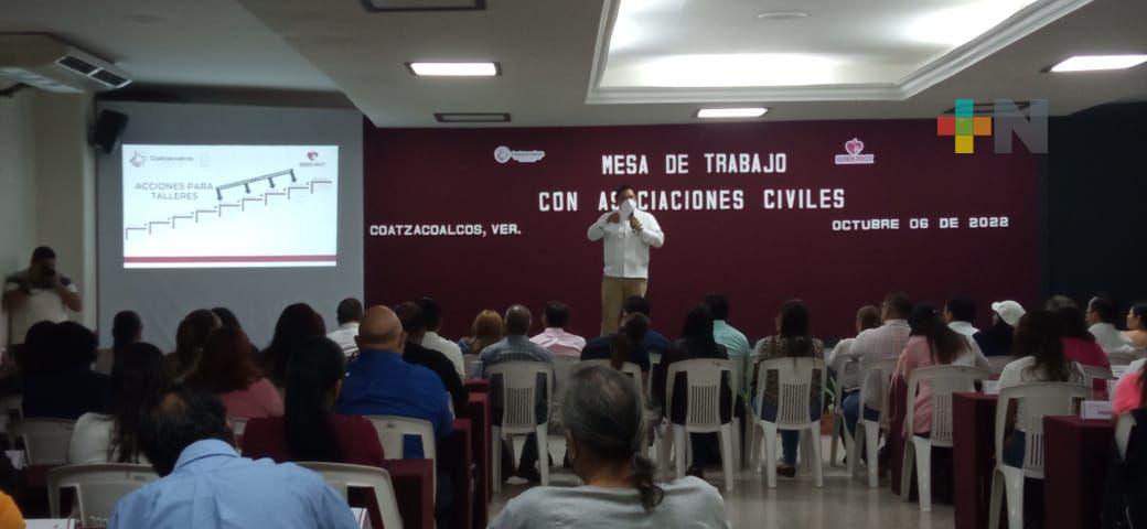 Ayuntamiento de Coatzacoalcos asesora a ONG para legalizar su constitución