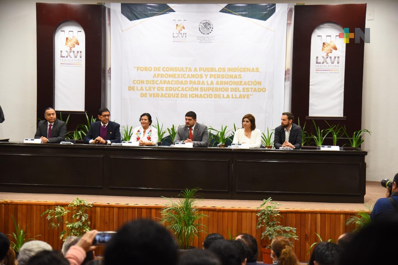 Realiza diputada foro de consulta para armonización de la Ley de Educación