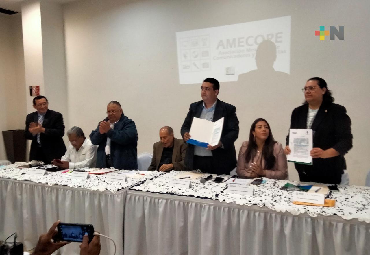 Toman protesta delegados de AMECOPE en el estado
