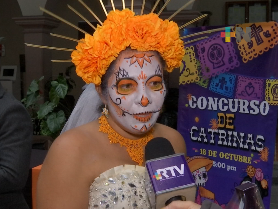 Premia a catrinas ganadoras del concurso organizado por ayuntamiento de Xalapa