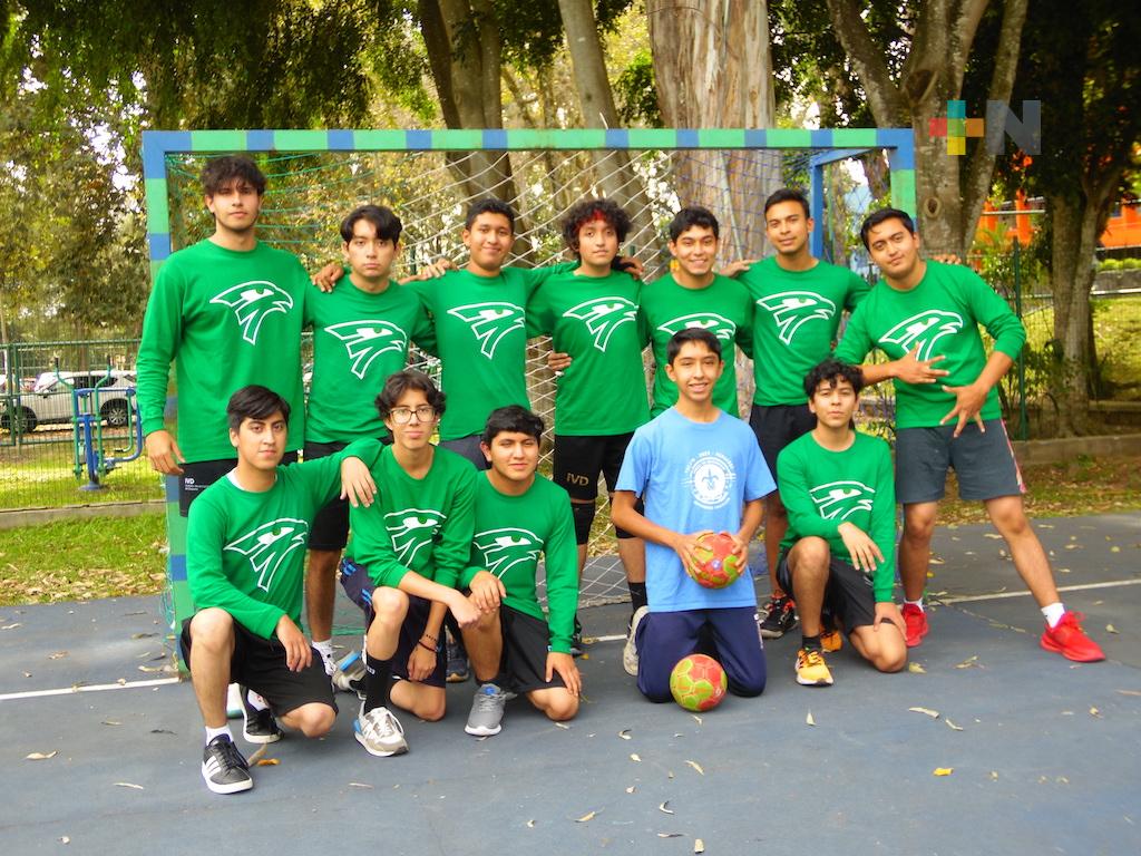 Ingeniería Biomédica conquista la Copa Halcón UV, en handball