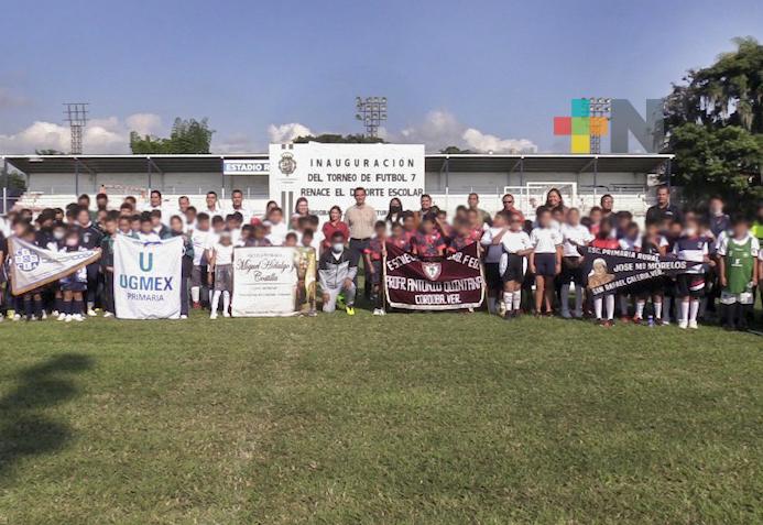 En Córdoba inauguran Torneo de Futbol 7 “Renace el Deporte Escolar”