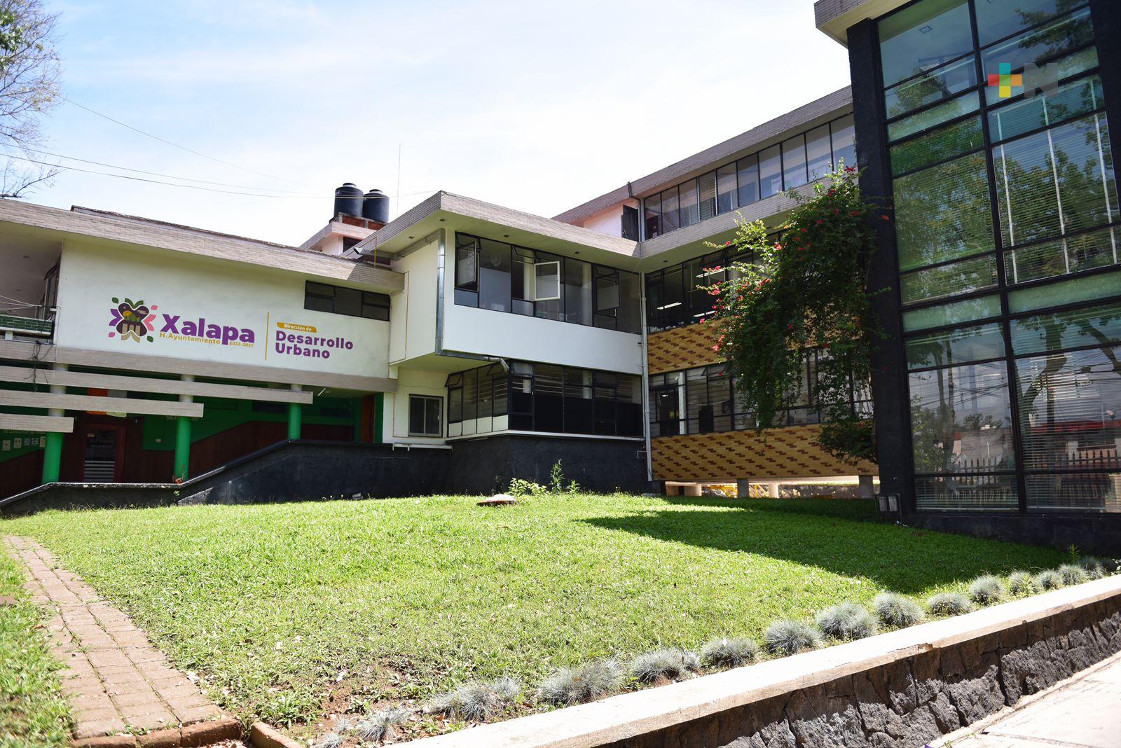 Retiro de anuncios, apegado a reglamento