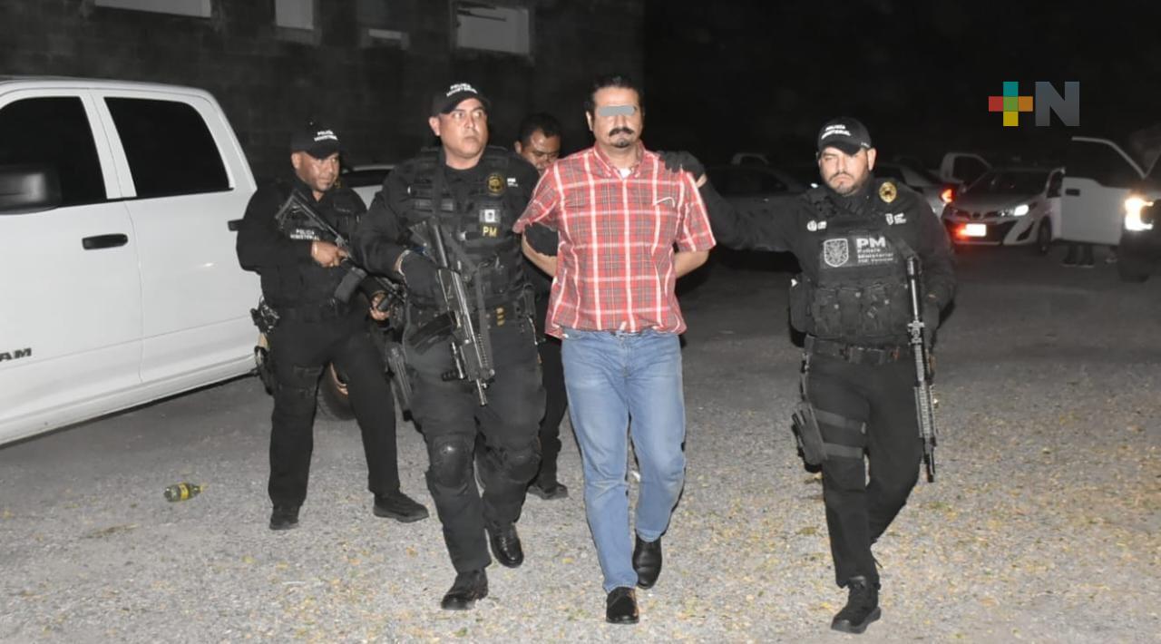 Ingresan a presunto feminicida Luis Alfonso «N» a instalaciones de la Policía Ministerial