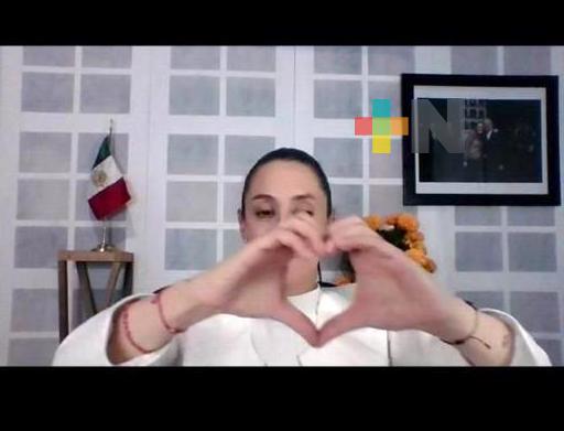 Ofrece Claudia Sheinbaum conversatorio digital en Veracruz