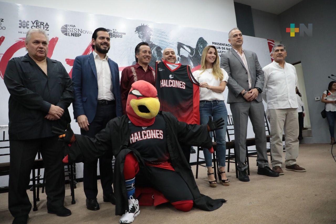 Será exitoso el regreso de los Halcones Rojos al basquetbol profesional: Cuitláhuac García