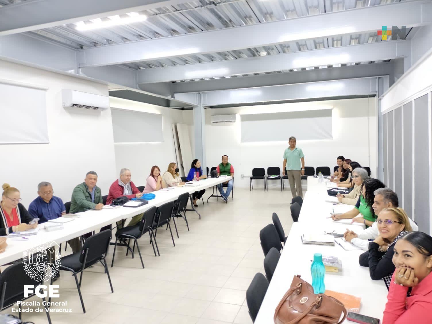 Imparte FGE curso sobre carpeta de investigación e imputación del delito