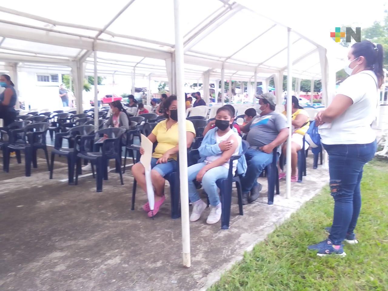 Aplican en Tuxpan segunda dosis antiCovid para niños de cinco a 11 años