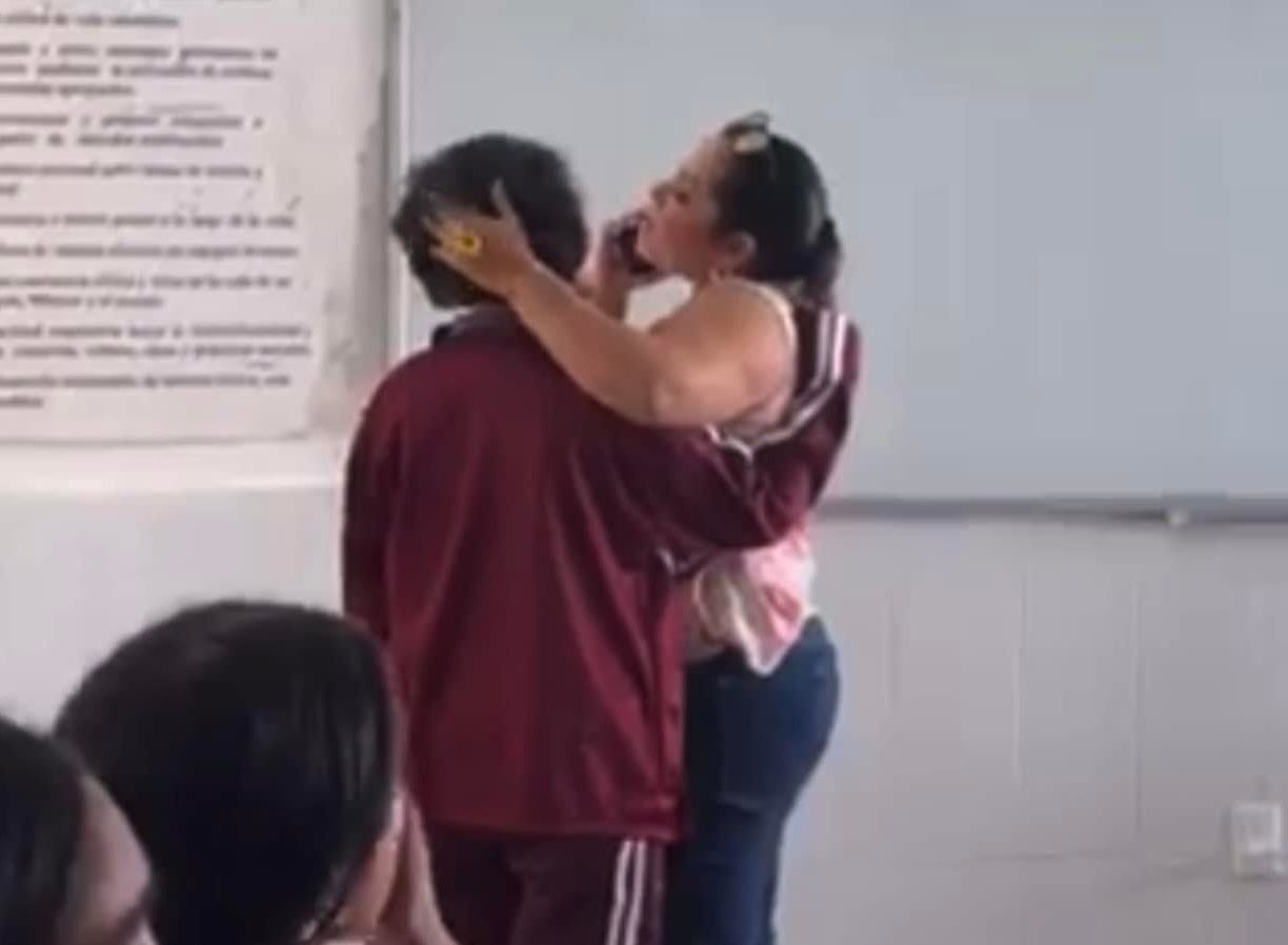 ¿Qué factores provocan agresión de estudiantes a docentes?