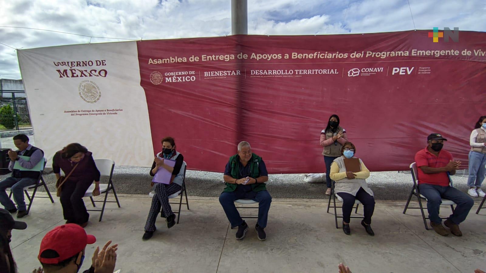 Realizan última entrega de apoyos a beneficiarios del Programa Emergente de Vivienda en Xalapa