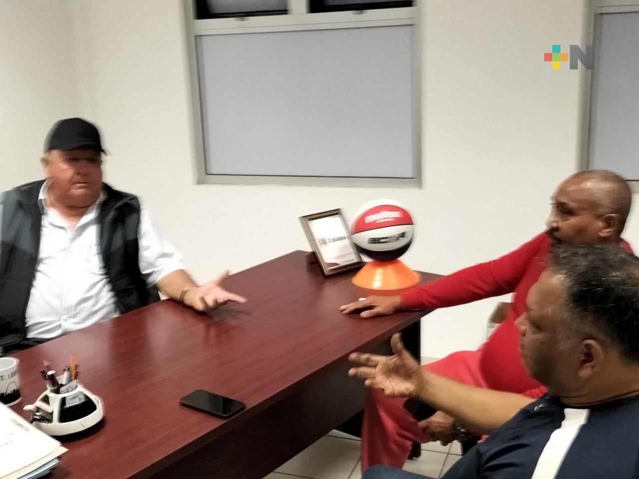 Se reunieron titular de Luchas Asociadas y el subdirector del deporte xalapeño