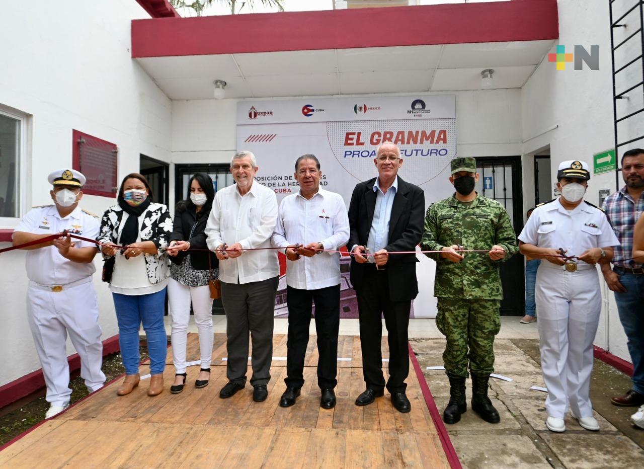 En Tuxpan inauguran exposición de cuadros “El Granma, Proa al Futuro”