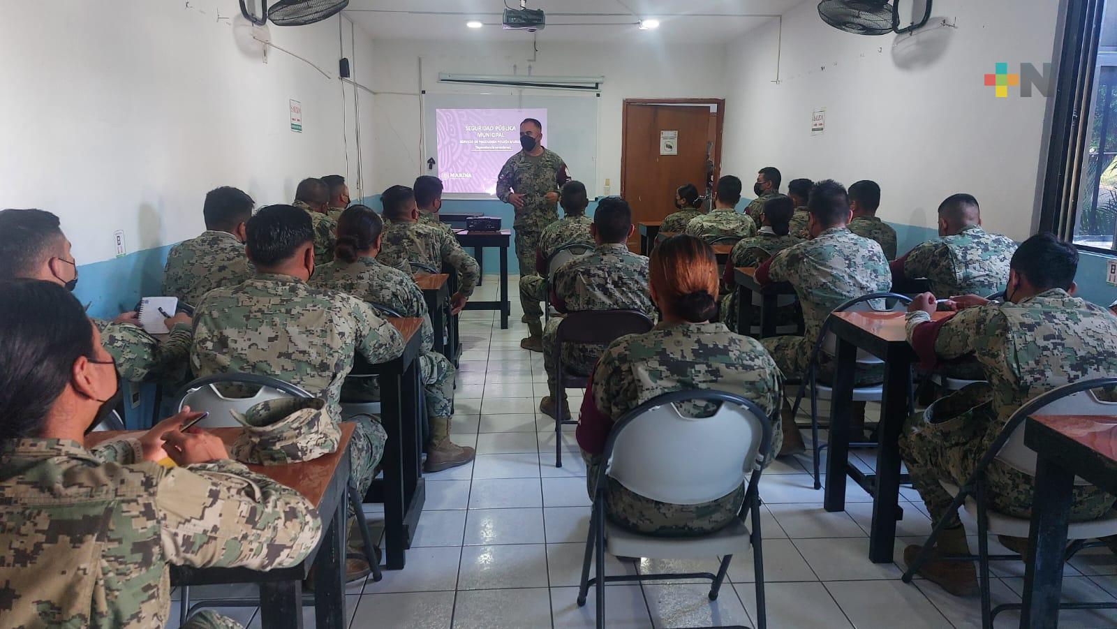 Elementos de Secretaría Pública de Tuxpan participan en ciclo de conferencias de salud mental