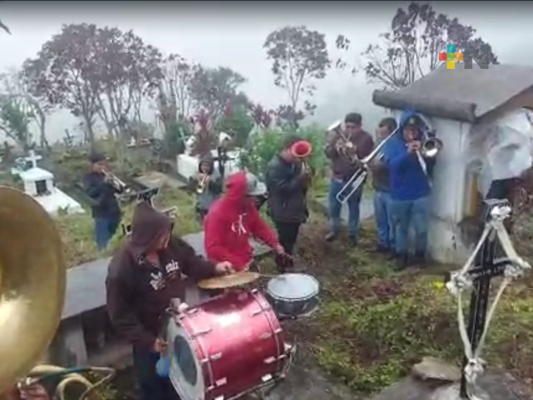 Celebran a San Lucas en Zonzonapa, comunidad de Huayacocotla