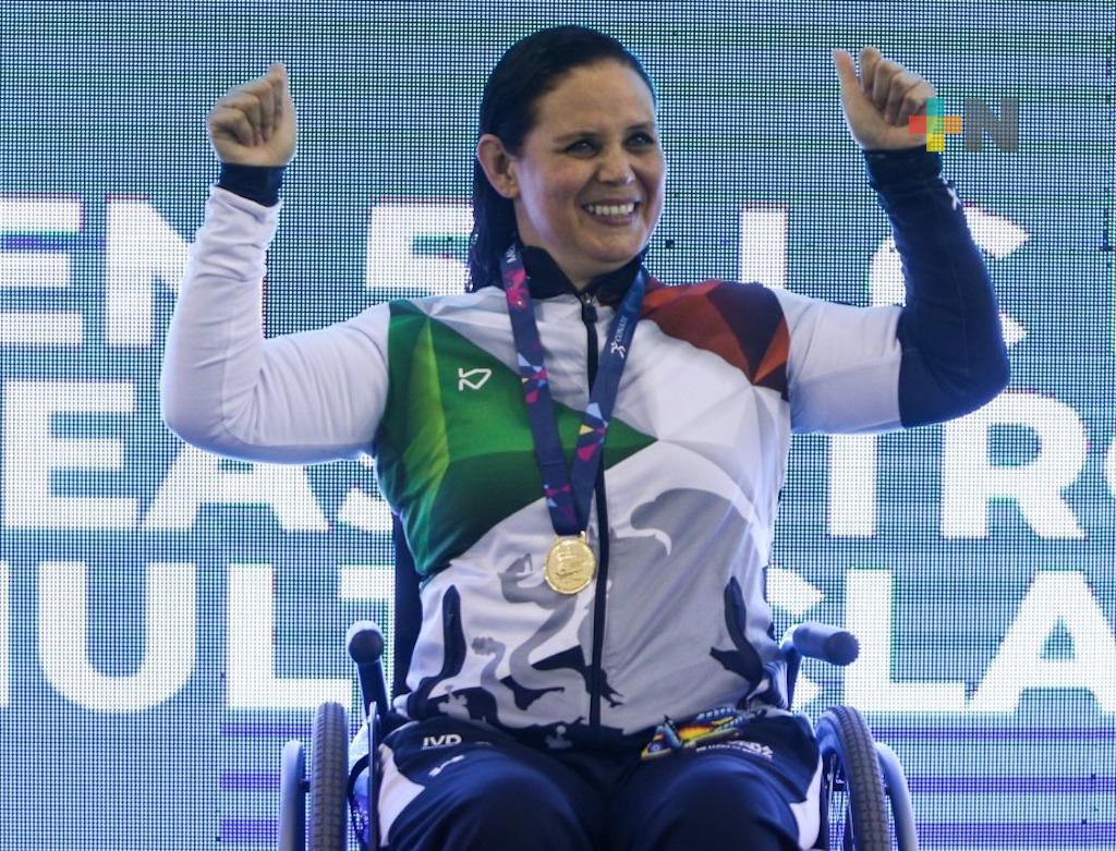 Enfocada en París 2024, la paranadadora Nely Miranda